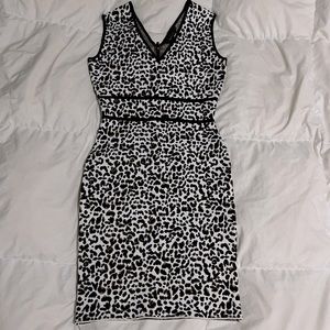 BCBGMaxAzria Cheeta Print Bodycon Dress w/ Exposed Back Zipper Size Small